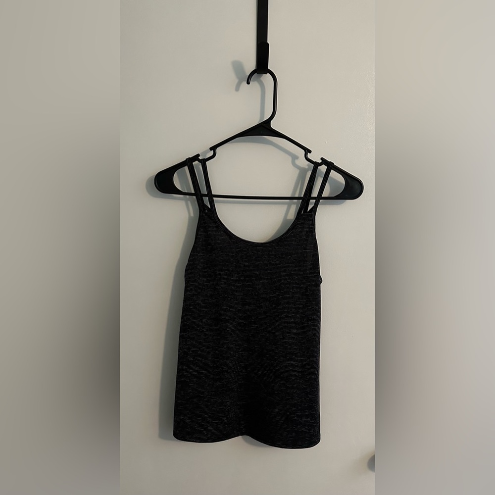 Old Navy Active. Tank Top with Cross Back